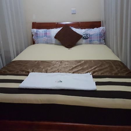 Royal Palm Hotel And Suites 纳库鲁 外观 照片