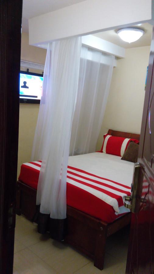 Royal Palm Hotel And Suites 纳库鲁 客房 照片